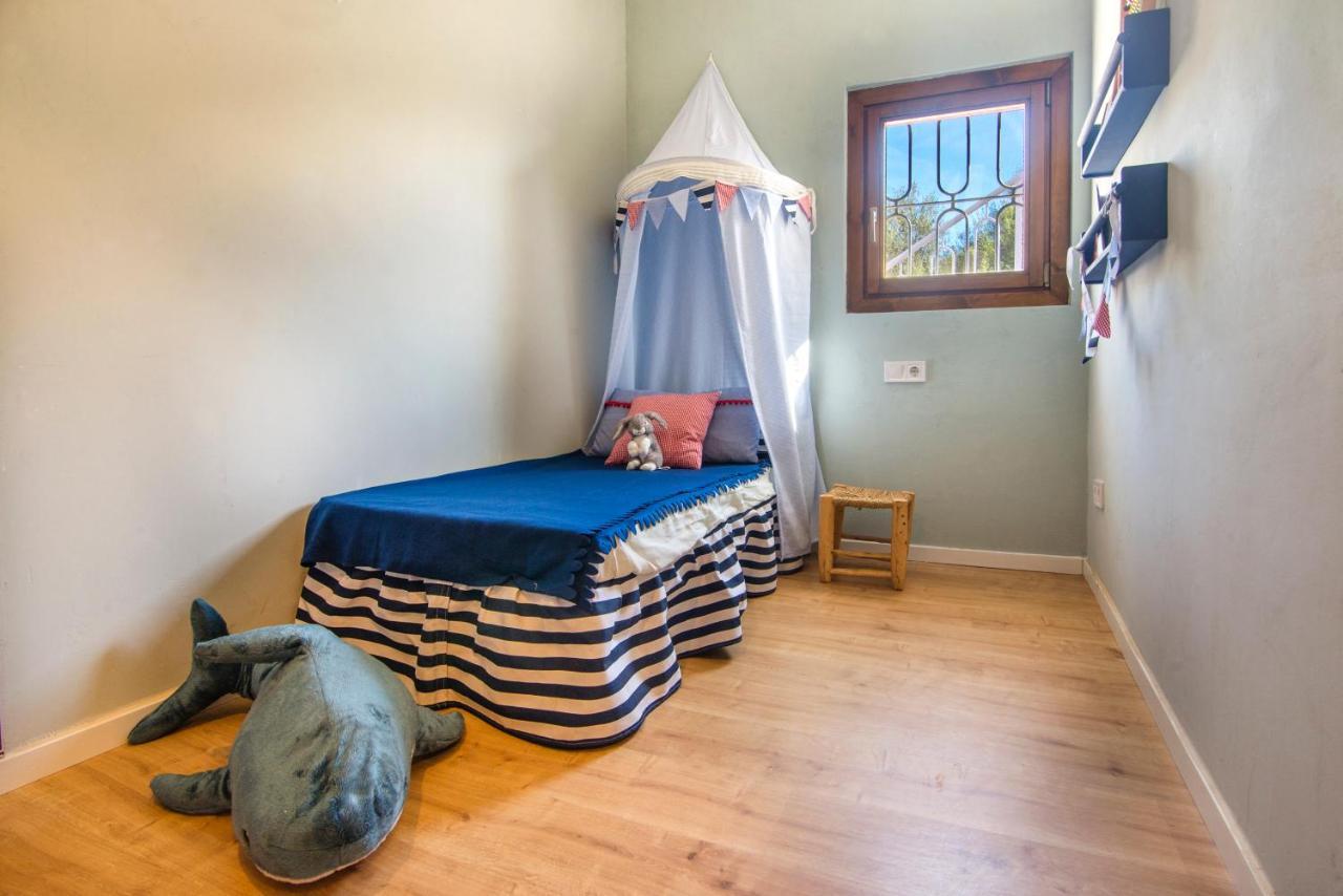 Casa Azul Stylish House For 4 Adults And 1 Child In