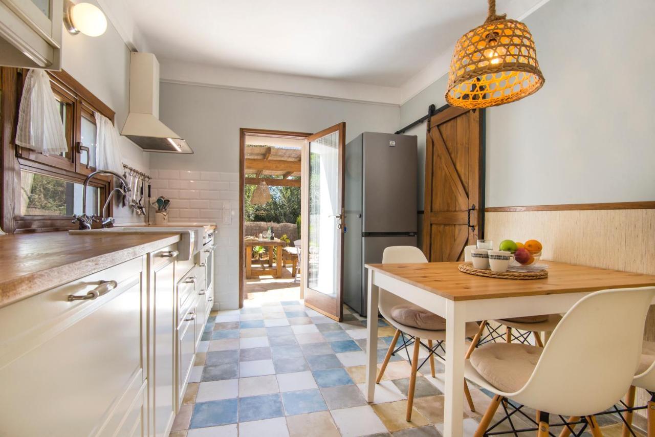 Casa Azul Stylish House For 4 Adults And 1 Child In